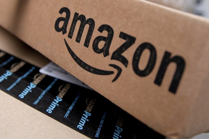 Amazon decide no abrir tres almacenes, aparca otros tres y deja en el aire 4.000 empleos en España