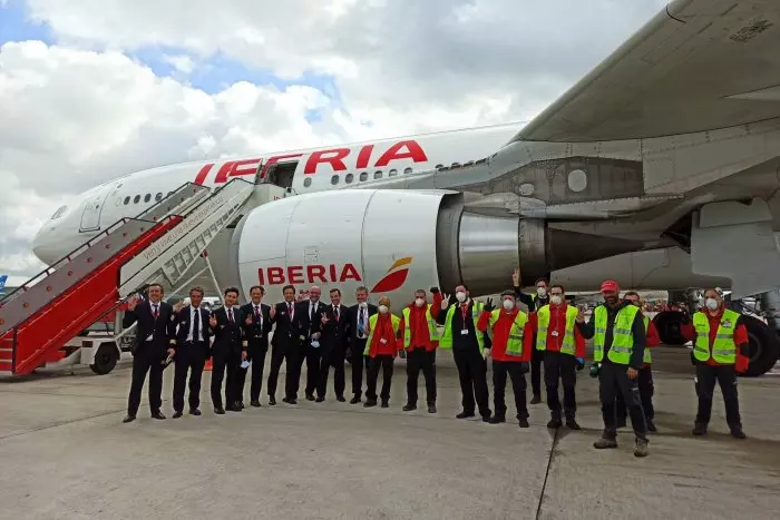 Iberia propone crear una nueva empresa para el 'handling' con un recorte de plantilla que afectará a 1.727 trabajadores