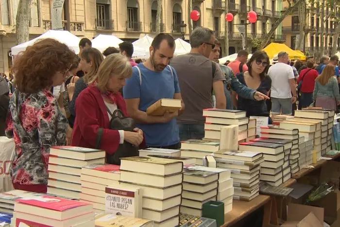 Els llibres en català més venuts a les portes de Sant Jordi
