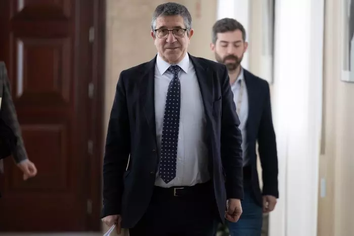El PSOE espera a la comparecencia de Ábalos para decidir sobre su posible expulsión