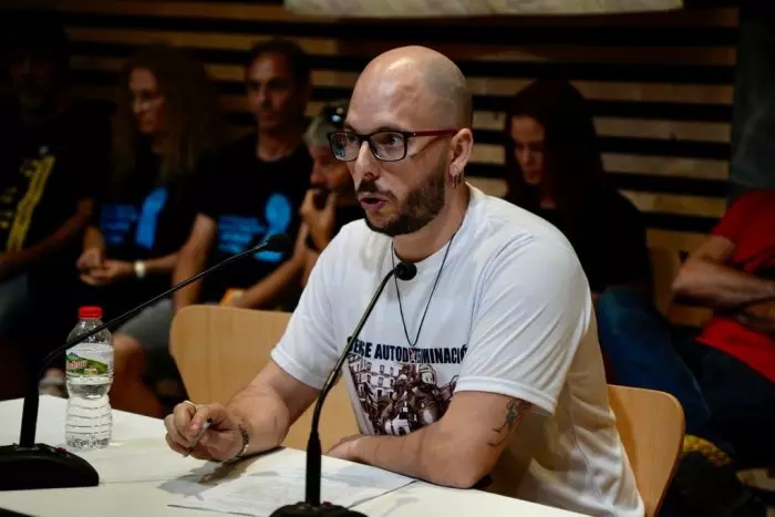 Adrián Sas, activista independentista: "Quien me pone los dos pies en la prisión es el Govern de Catalunya"