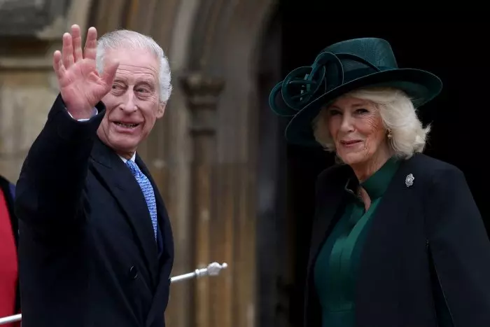 Carlos III va a misa de Pascua en su primer acto público desde su diagnóstico en febrero
