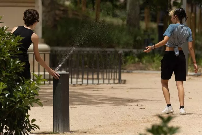 La borrasca Kathleen dejará temperaturas muy cálidas que subirán hasta los 32ºC y lluvia de barro