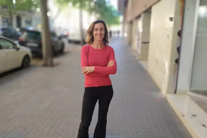 Laia Estrada: "El PSC encarna la agenda de la patronal, Junts la comparte y ERC se ha sumado a ella"