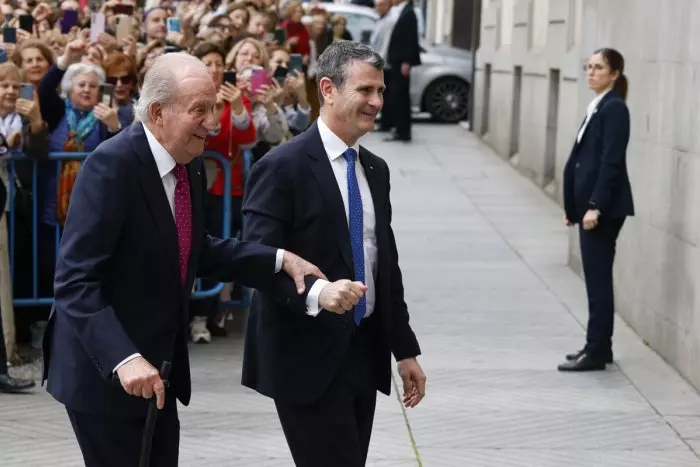 Juan Carlos I regresa a Sanxenxo por séptima vez en menos de dos años para competir en una nueva regata