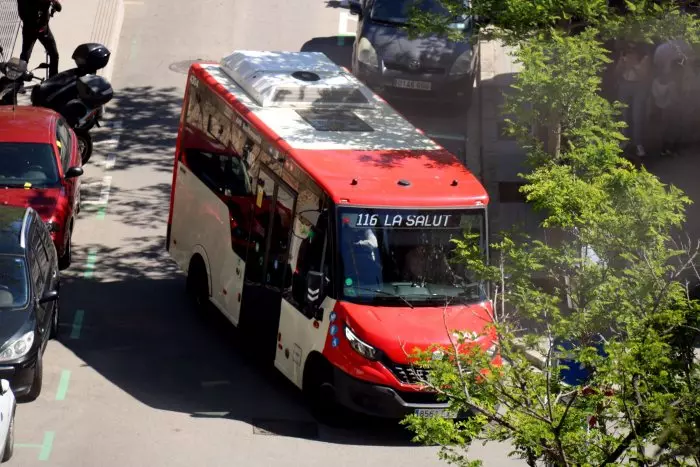 Més línies de bus i més restriccions de trànsit al voltant del Park Güell per descongestionar-lo de turistes