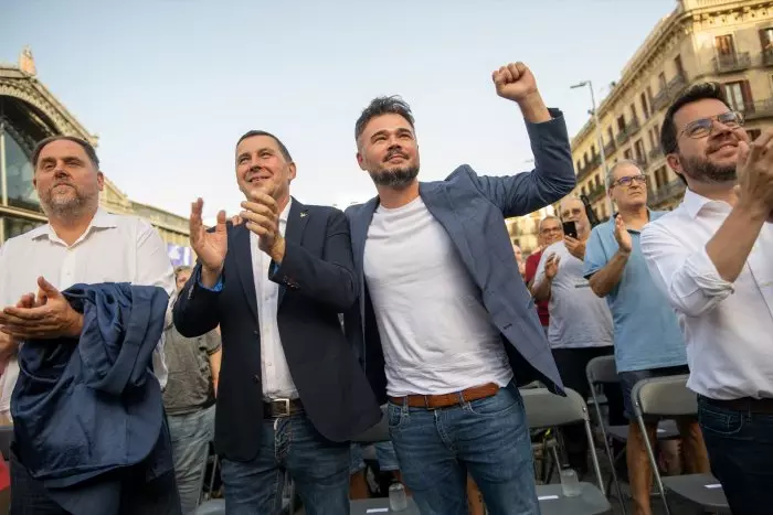 Las izquierdas soberanistas de Catalunya, Euskadi y Galicia se erigen en freno al ascenso conservador en el Estado