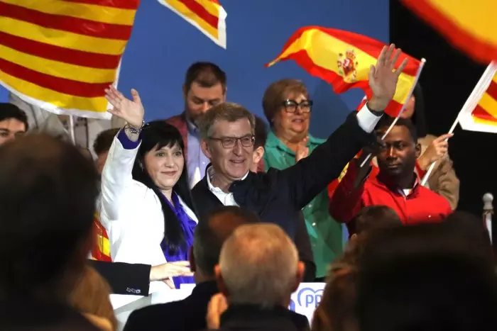 Els candidats catalans es posicionen a favor i en contra de Sánchez, davant del compte enrere per a la seva decisió
