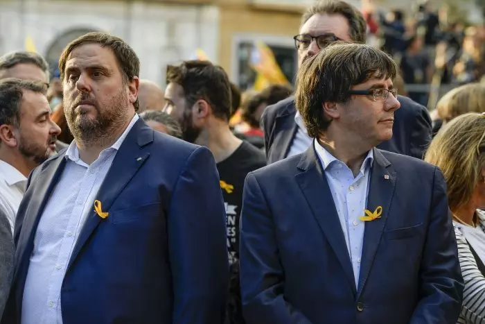El regreso de Puigdemont y la rehabilitación de Junqueras pondrán a prueba la amnistía en un laberinto judicial