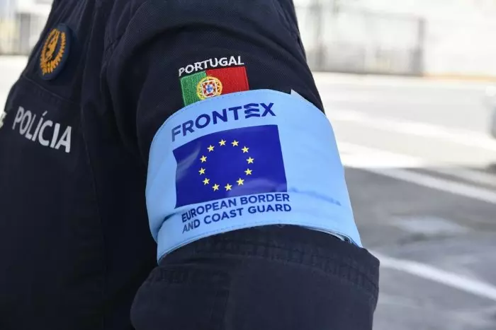 Un solicitante de asilo contra Frontex: por primera vez una víctima del sistema migratorio europeo denuncia a la agencia