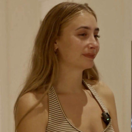 La modelo Lily Phillips