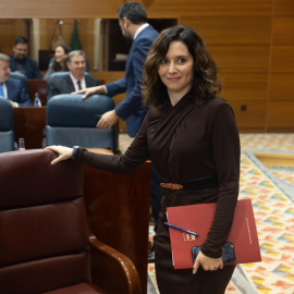 La presidenta de la Comunidad de Madrid, Isabel Díaz Ayuso, durante un pleno en la Asamblea de Madrid, a 3 de abril de 2025, en Madrid (España).