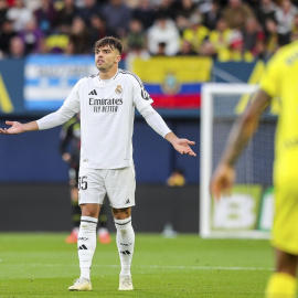 Imagen de archivo de Raúl Asencio, jugador del Real Madrid, durante un encuentro ante el Villarreal CF, a 15 de marzo de 2025.