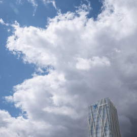 Exterior de la Torre Telefónica en el Fòrum de Barcelona.