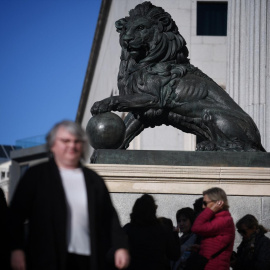 Vista de uno de los leones del Congreso de los Diputados, a 24 de enero de 2024.Fernando Sánchez / Europa Press24 ENERO 2024;MADRID;CONGRESO DE LOS DIPUTADOS24/1/2024