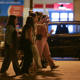 Jóvenes en la festividad de San Froilán en Lugo (Galicia).