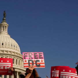 Protesta contra el despliegue de la Guardia Nacional en Washington.