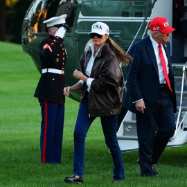 El presidente de EEUU, Donald Trump, y su esposa Melania Trump, a su llegada a la Casa Blanca.