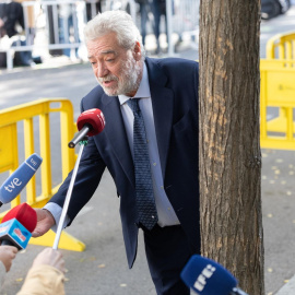 El jefe gabinete, Miguel Ángel Rodríguez, a su llegada la segunda jornada del juicio al fiscal general del Estado