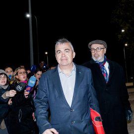 El exsecretario de organización del PSOE Santos Cerdán, a su salida de la cárcel.