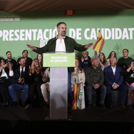 Imagen de archivo de Abascal  durante un acto para presentar a los candidatos de VOX a las elecciones autonómicas en Extremadura