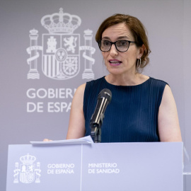 La ministra de Sanidad, Mónica García, durante la celebración de la presentación del ‘Informe: Estado de salud y uso del sistema sanitario por la población migrante en España’.