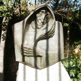 Escultura de La Celestina en Salamanca.