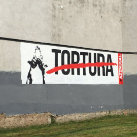 Mural de Burlada en contra de la tortura por el que fueron detenidas seis personas


