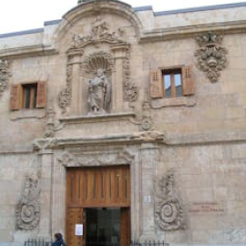 
 Colegio de San Ambrosio, en Salamanca, sede del Archivo Histórico Nacional - Sección Guerra Civil. Foto: Wikimedia
