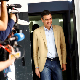 El líder del PSOE y presidente del Gobierno en funciones, Pedro Sánchez, a su llegada a la reunión de la Ejecutiva Federal socialista, tras las elecciones del 28-A. REUTERS/Juan Medina