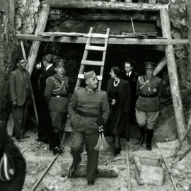  Francisco Franco visita en 1940 las obras de construcción del Valle de los Caídos