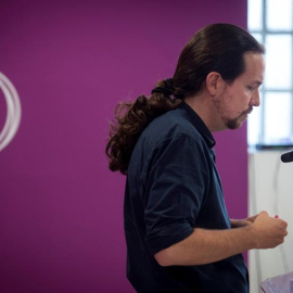 El secretario general de Podemos, Pablo Iglesias, en rueda de prensa para comentar los resultados del 26-M. EFE/Luca Piergiovanni