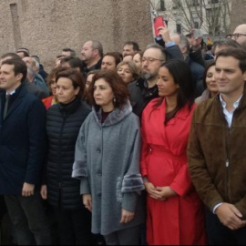  Los dirigentes de Vox, PP y Ciudadanos, en la manifestación en Madrid del pasado febrero. EFE