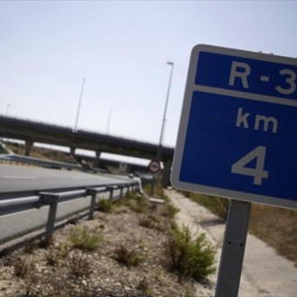  Imagen de la autopista radial R-3, una de las vías rescatadas por el Estado, en Madrid. REUTERS