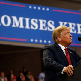 El presidente de EEUU, Donald Trump, en un acto político en Rochester (Minnesota).   REUTERS/Leah Millis