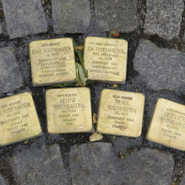 'Stolpersteine' en la localidad de Witten, Alemania. WIKIPEDIA