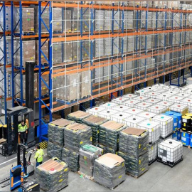 Almacen en Róterdam. REUTERS