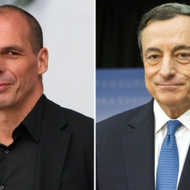 El exministro de Finanzas griego, Yanis Varoufakis, y el presidente saliente del BCE, Mario Draghi.