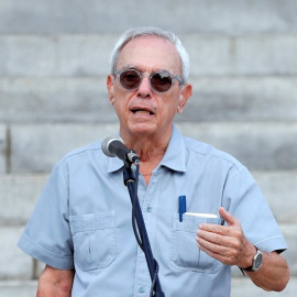 Fotografía de archivo del 30 de agosto de 2019, del historiador cubano Eusebio Leal durante el acto de presentación de la cúpula dorada del Capitolio en La Habana (Cuba). EFE/EPA/ Ernesto Mastrascusa