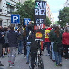 Manifestación en el madrileño barrio de Salamanca contra la gestión de la pandemia del Gobierno de Pedro Sánchez.