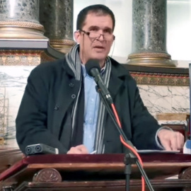 Nils Melzer durante un mitin a favor de Assange en la Iglesia Nueva St. Pancras de Londres.