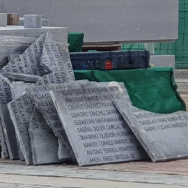 Destrucción del memorial histórico inacabado en el cementerio de La Almudena