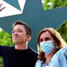  La líder de Más Madrid, Mónica García, junto al líder de Más País, Íñigo Errejón.- EFE / Victor Lerena