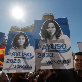  Concentración de apoyo a Isabel Díaz Ayuso en Génova.- EFE/Emilio Naranjo