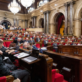 Vista general de una sesión plenaria del Parlament de Catalunya. E.P./Marc Brugat
