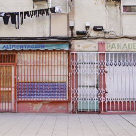Casas y tiendas cerradas en Villaverde. La imagen forma parte del proyecto Photovoice Villaverde, cuyo investigador principal es el autor de este artículo. Víctor Carreño / Photovoice Villaverde, Author provided