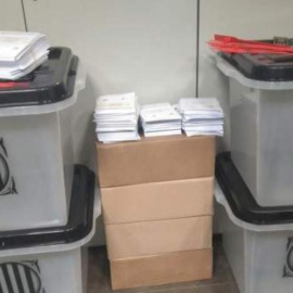 Imagen de archivo de las urnas y papeletas del 1-O de 2017. / Europa Press