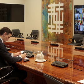 El presidente del Gobierno, Pedro Sánchez, durante la conferencia celebrada con los presidentes de las comunidades y ciudades autónomas. FOTO: José María Cuadrado/Pool Moncloa