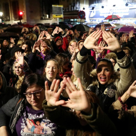 Manifestación feminista frente al Ministerio de Justicia, en Madrid, el pasado noviembre. REUTERS