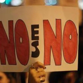 Cartel en una manifestación del 8M. EFE